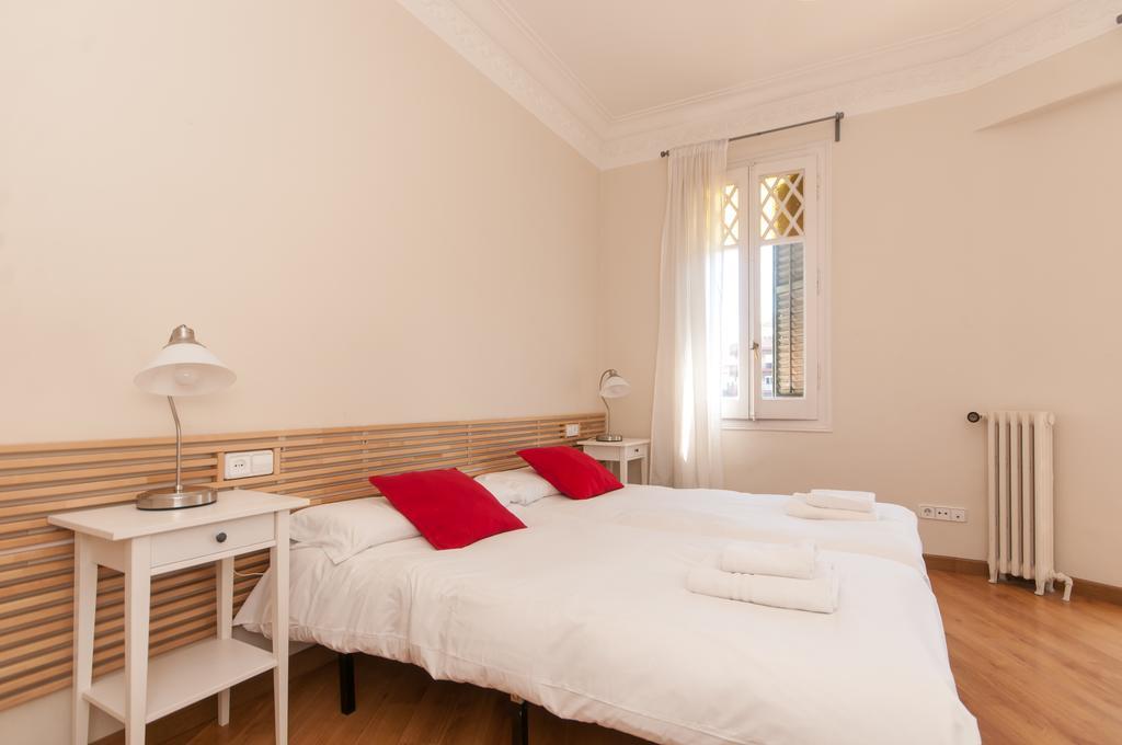 Weflating Passeig De Gracia Apartment Barcelona Luaran gambar